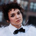 artist image Norah Jones Be Here To Love Me Feels Like Home