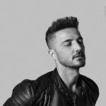 artist image 02. Gökhan Özen Gökhan Özen - Yasýn tutmaz Aslında