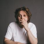 artist image Lewis Capaldi Grace Divinely Uninspired To A Hellish Extent