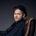 artist image Johannes Oerding Alles okay Konturen