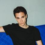 artist image Перфе 100 шагов назад 100 шагов назад - Single