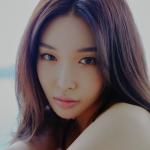artist image CHUNG HA feat. Changmo PLAY (feat. Changmo) Querencia