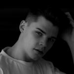 artist image Cristian Porcari feat. Elegvnce Swalla Swalla (feat. Elegvnce) - Single