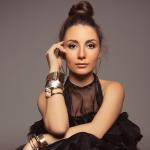 artist image Михаела Маринова До безкрай (2022) До безкрай - Single