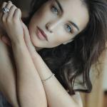 artist image Виктория Дайнеко Уезжай Бьётся сердце